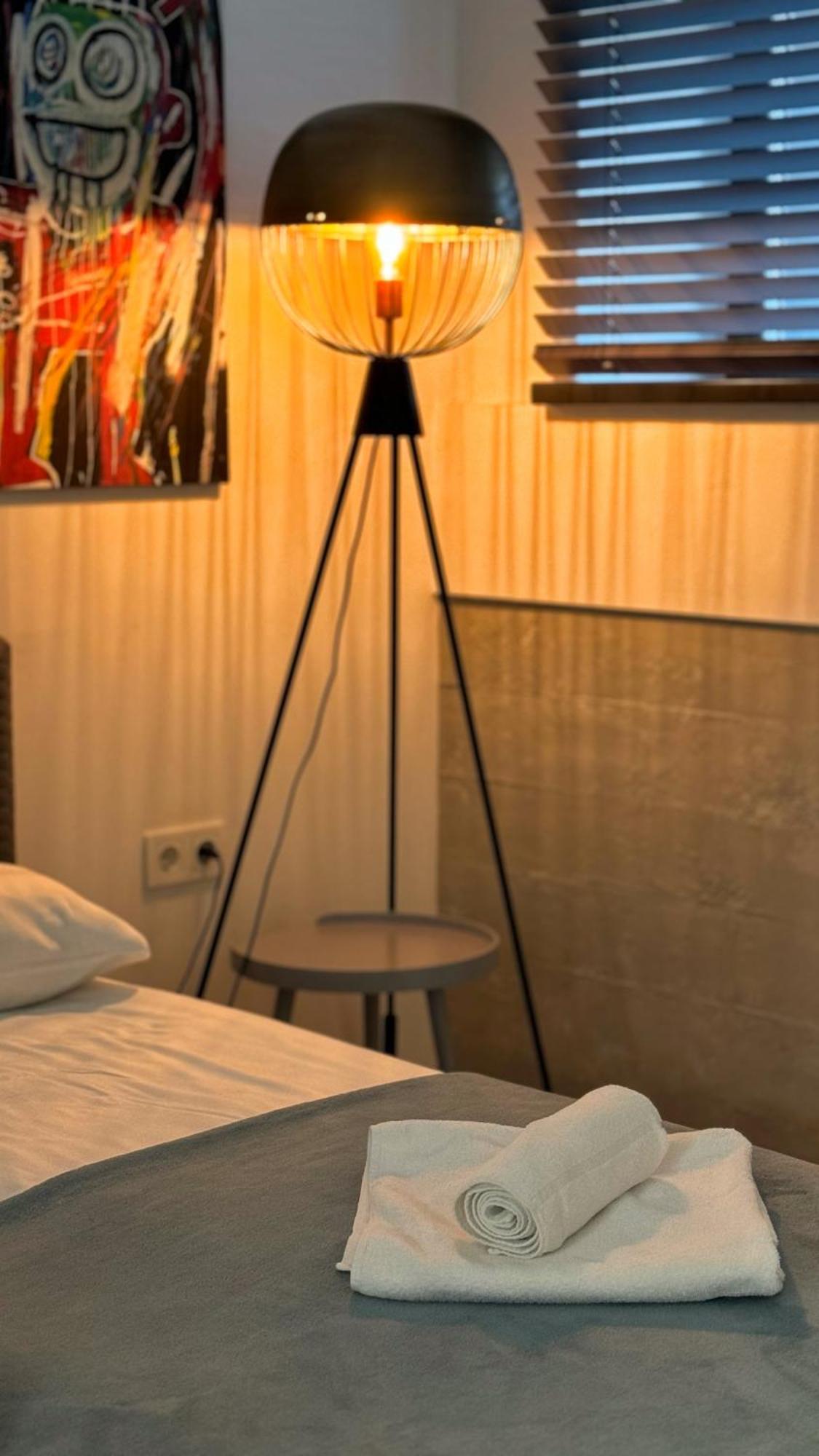 Modern And Spacious Loft Type Apartment 8 With Free Private Parking By "Owl Jazz Apartments" Kaunas Exterior photo